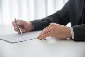 Δικηγόρος εξηγεί διαδικασία αίτησης αποφυλάκισης και κόστος
