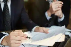 Αμοιβή δικηγόρου ανά ώρα – Υπολογισμός κόστους νομικών υπηρεσιών