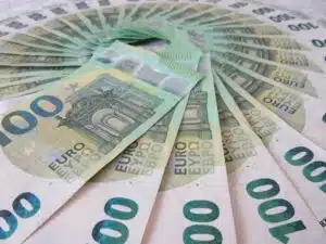 Εξωδικαστική ρύθμιση δανείων με εξειδικευμένους δικηγόρους