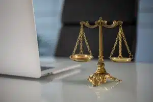 Προστασία πνευματικών δικαιωμάτων και αντιμετώπιση κλοπής έργων